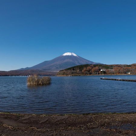 Tabist Lakeside In Fujinami Yamanakako Exterior photo